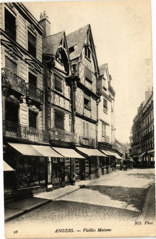 Carte postale ancienne Angers-VIEILles Maisons à Angers