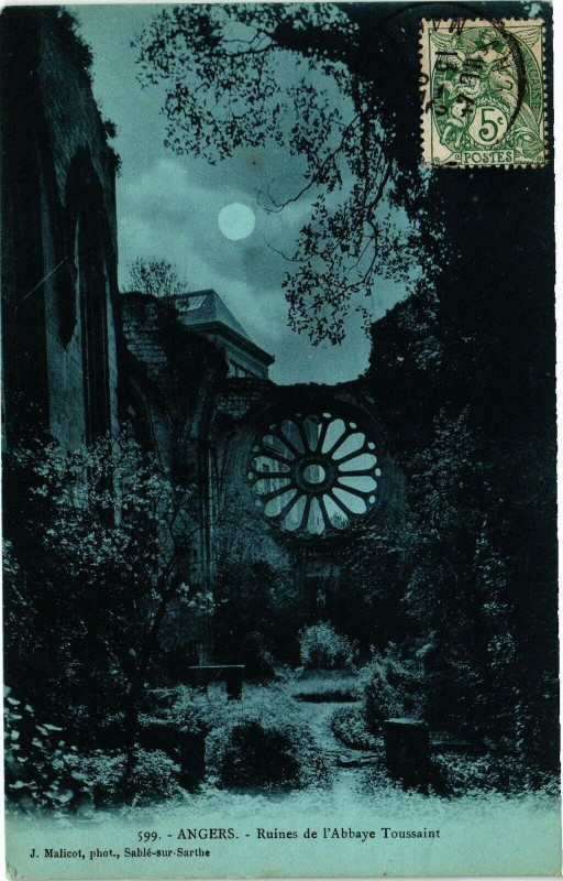 Carte postale ancienne Angers-Ruines de l'Abbaye TousSt à Angers