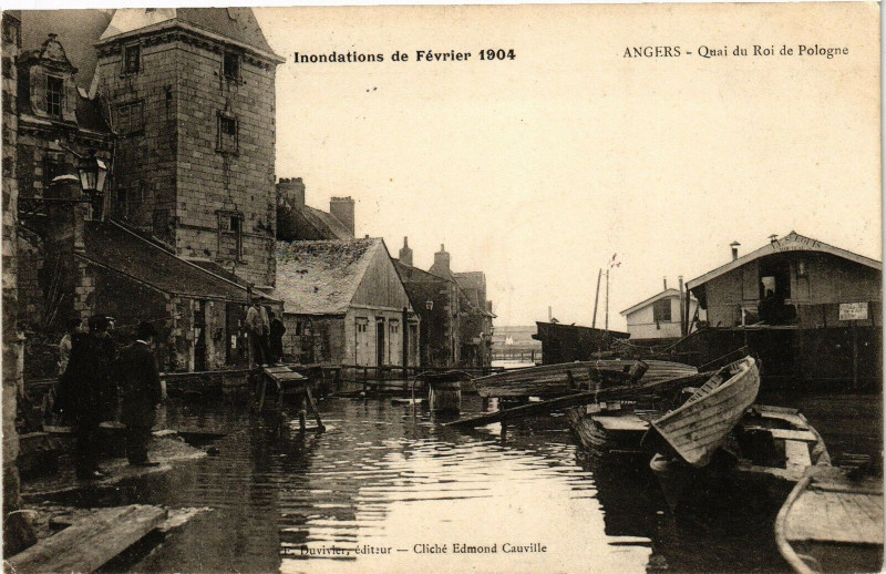 Carte postale ancienne Angers-Quai du Roi de Pologne à Angers