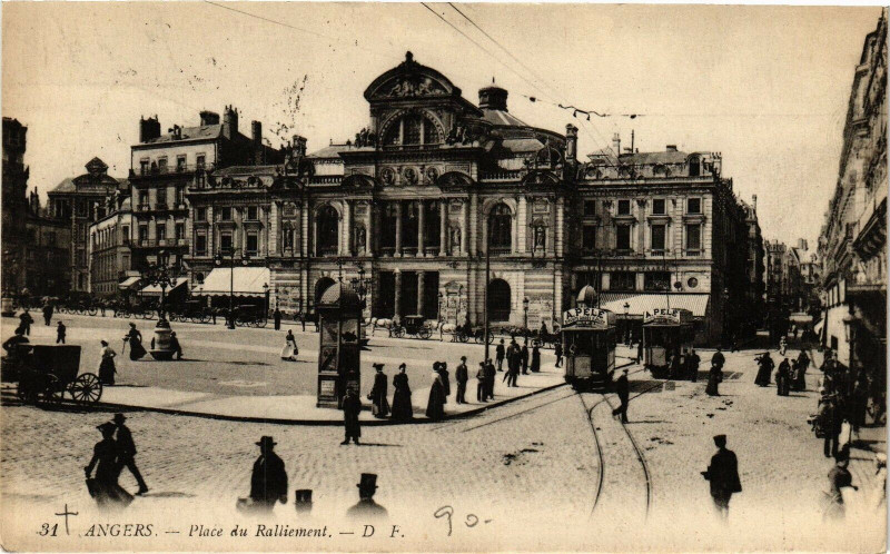 Carte postale ancienne Angers-Place du Ralliement à Angers