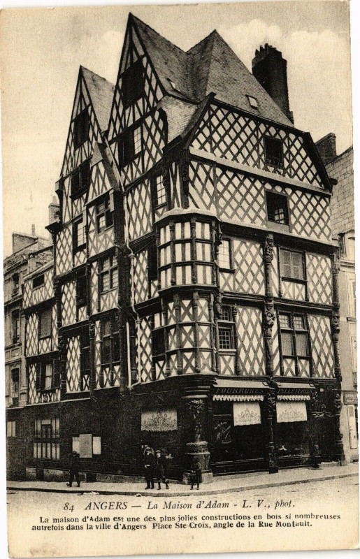 Carte postale ancienne Angers-La Maison d'Adam à Angers