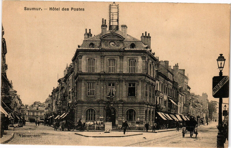 Carte postale ancienne Saumur - Hotel des Postes à Saumur