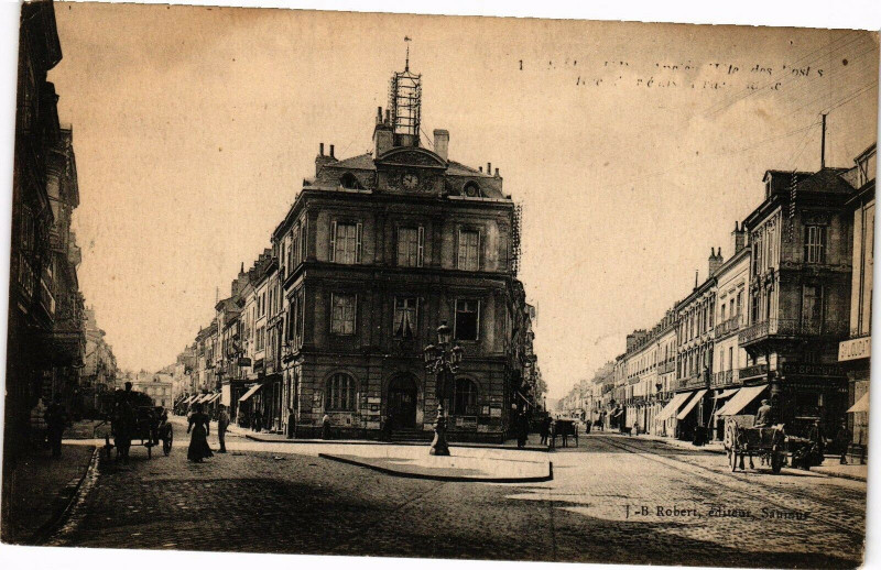 Carte postale ancienne Saumur - Le Bureau de Postes et Telegraphes à Saumur