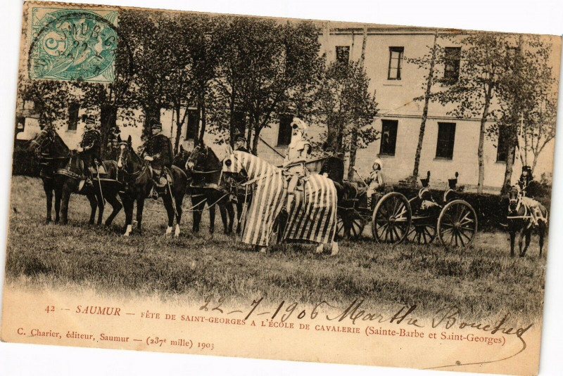 Carte postale ancienne Saumur - Fete de Saint-Georges a l'Ecole de Cavaliers (Sainte-Barbe à Saumur