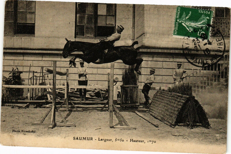 Carte postale ancienne Saumur - Largeur 5m50 - Hauteur 1m70 à Saumur
