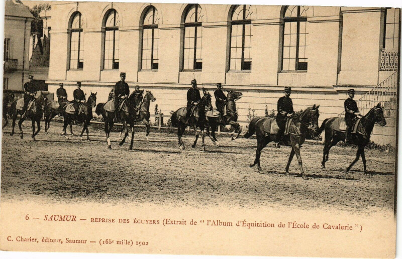 Carte postale ancienne Saumur - Reprise des Ecuyers (Extrait de l'Album d'Edition de à Saumur