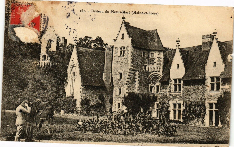 Carte postale ancienne Chateau du Plessis-Mace (Maine-et-Loire)