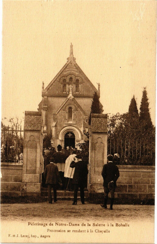 Carte postale ancienne Pelegrinage de N.-D. de la Salette a la Bohaile - Procession...