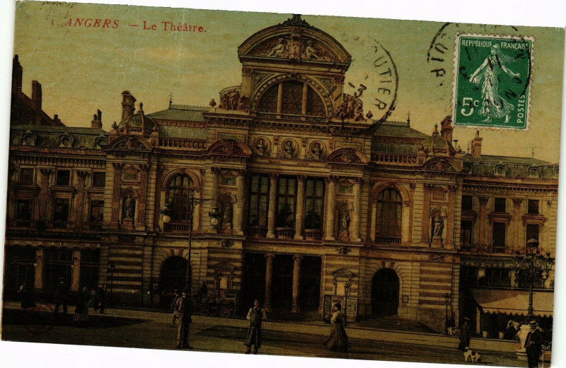 Carte postale ancienne Angers - Le Théatre à Angers