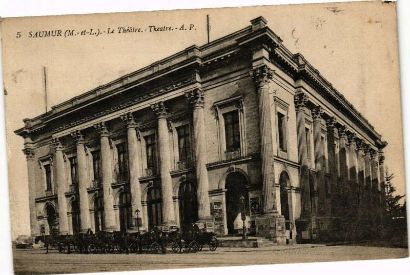 Carte postale ancienne Saumur (M.-et-.L) - Le Théatre - Théatre à Saumur