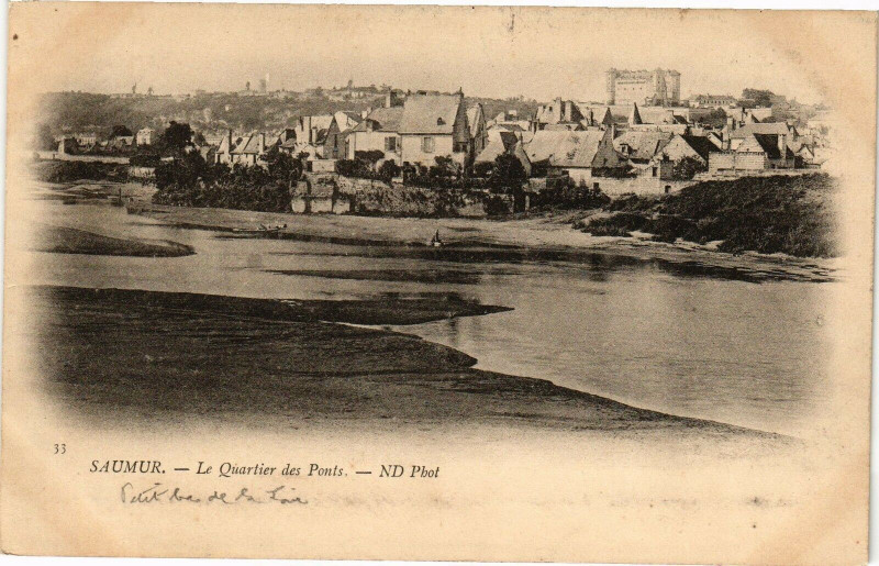 Carte postale ancienne Saumur - Le Quartier des Ponts à Saumur