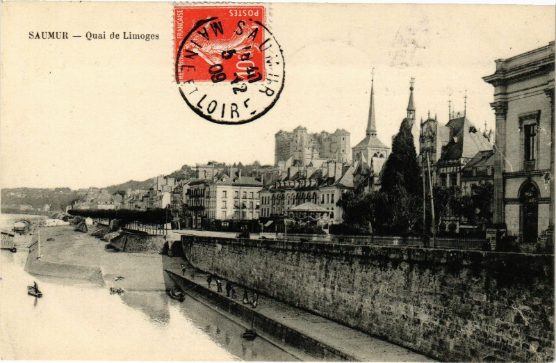Carte postale ancienne Saumur - Quai de Limoges à Saumur