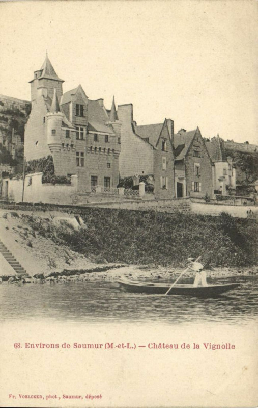 Carte postale ancienne Env. de Saumur Chateau de la Vignolle à Saumur