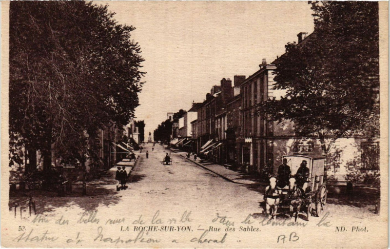 Carte postale ancienne La Roche-sur-Yon - Rue des Sables à La Roche-sur-Yon