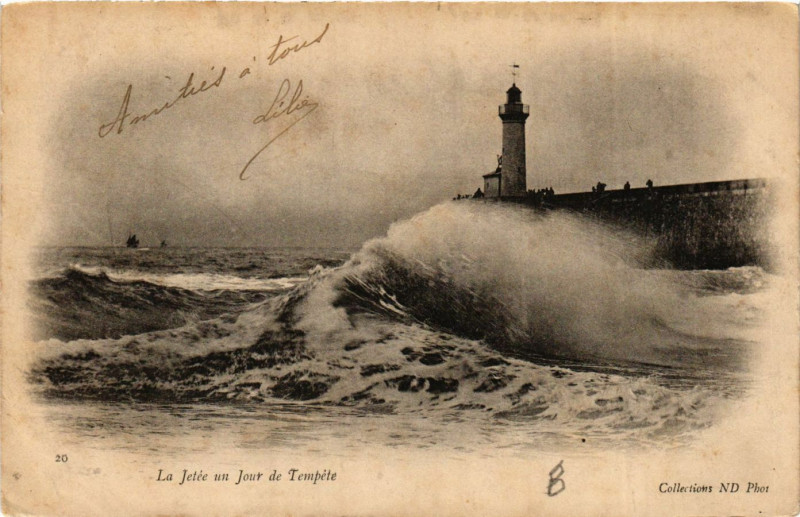 Carte postale ancienne La Jetée en Jour de Tempete