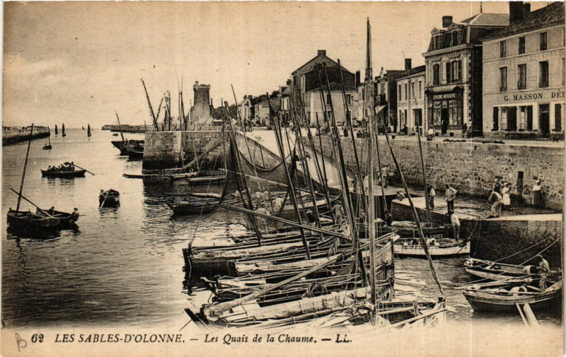 Carte postale ancienne Les Sables-d'Olonne - Les Quais de la Chaume aux Sables-d'Olonne
