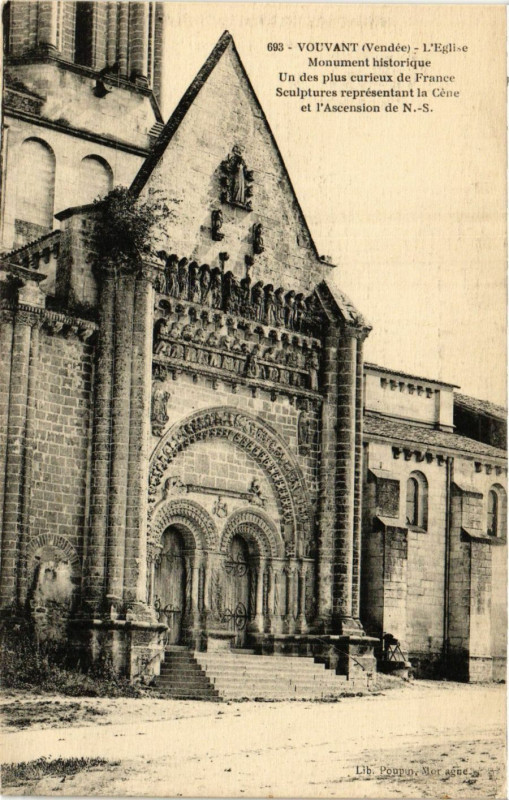 Carte postale ancienne Vouvant - Eglise à Vouvant