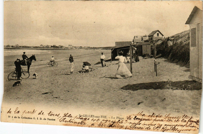 Carte postale ancienne Saint-Gilles-sur-Vie - La Plage