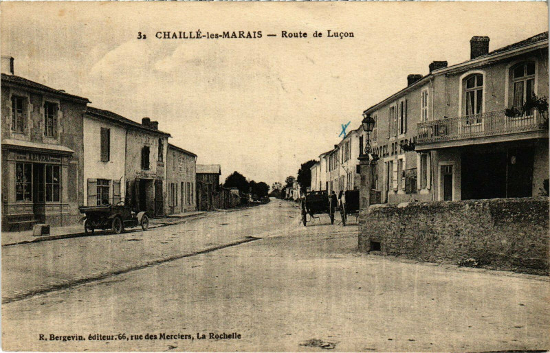Carte postale ancienne Chaillé-les-Marais - Route de Lucon à Chaillé-les-Marais
