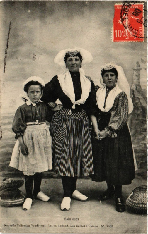 Carte postale ancienne Sablaises