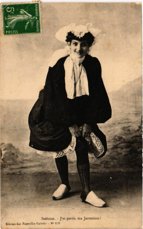 Carte postale ancienne Sablaise J'ai perdu ma Jarretiere!