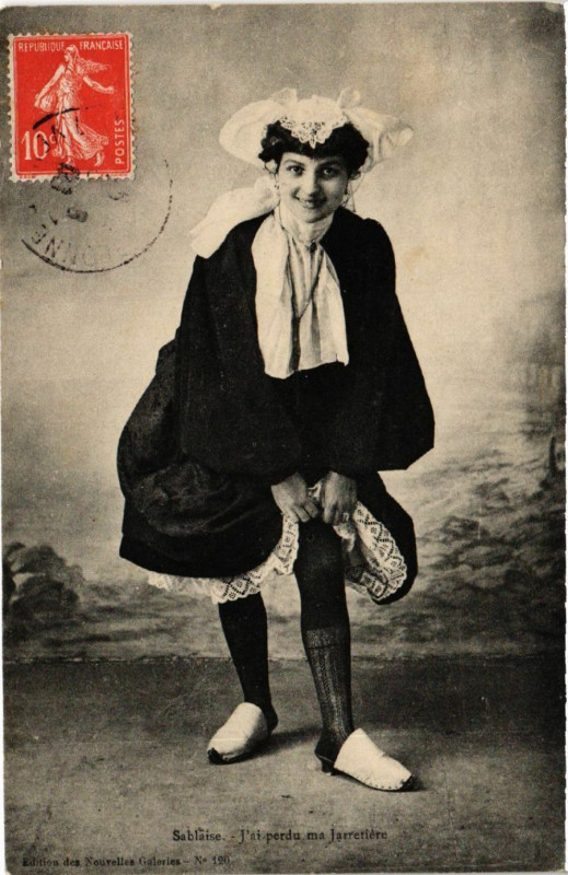 Carte postale ancienne Sablaise J'ai perdu ma Jarretiere