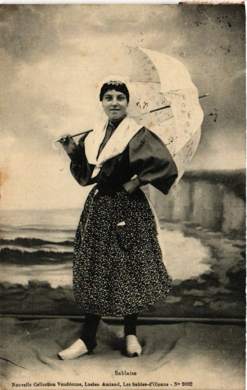 Carte postale ancienne Sablaise