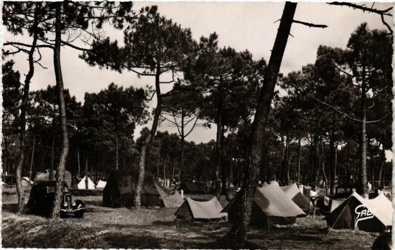 Carte postale ancienne Saint-Jean-de-Monts Le Camp des Campeurs à Saint-Jean-de-Monts