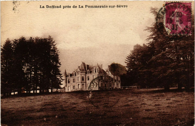 Carte postale ancienne La Deffend pres de La Pommeraie sur-Sevre