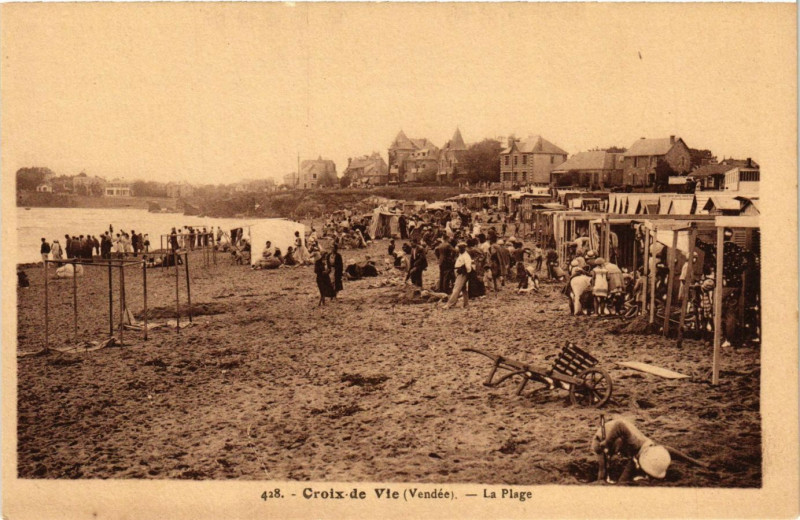 Carte postale ancienne Croix-de-Vie - La Plage