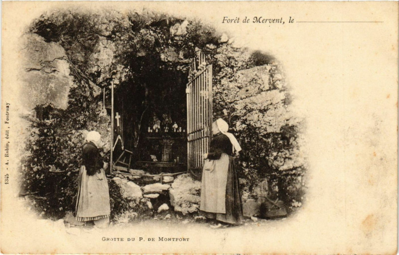 Carte postale ancienne Foret de Mervent le... Grotte du P. de Montfort à Mervent