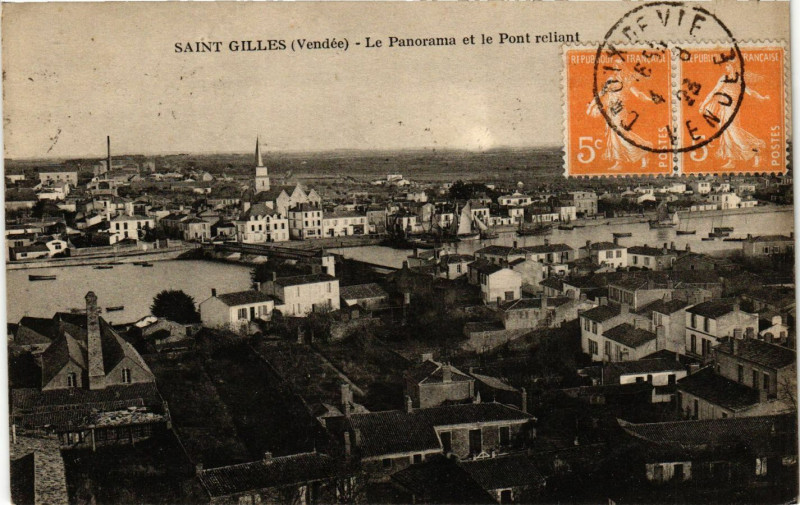 Carte postale ancienne Saint-Gilles - Le Panorama et le Pont reliant
