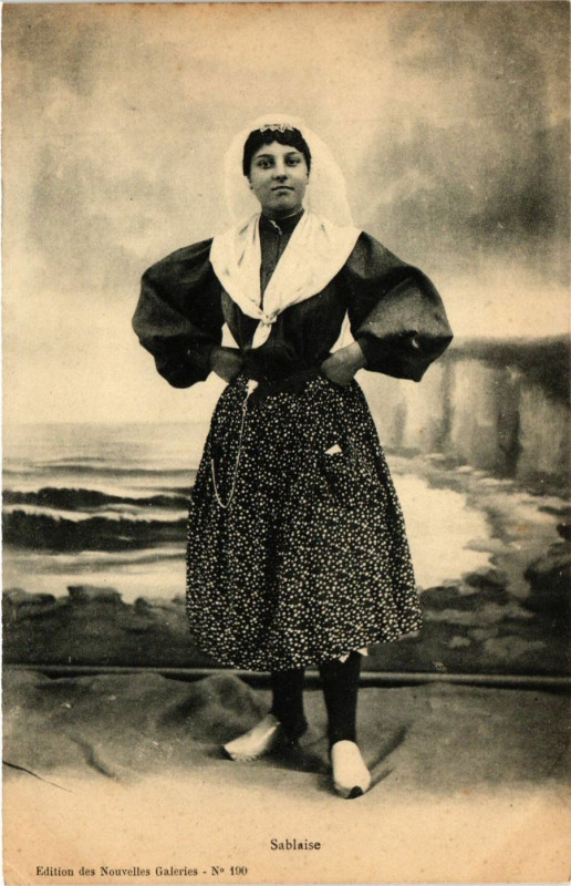 Carte postale ancienne Sablaise
