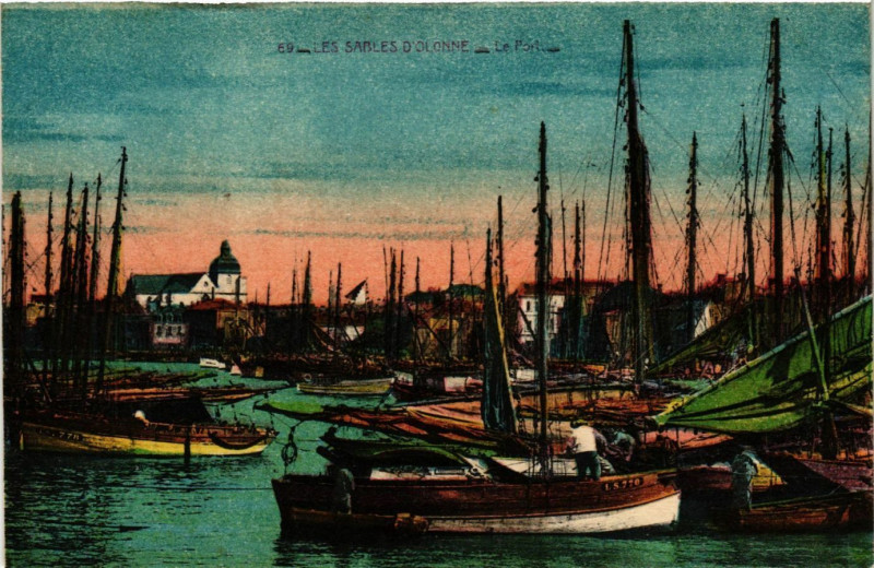 Carte postale ancienne Les Sables-d'Olonne - Le Port aux Sables-d'Olonne
