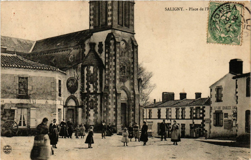 Carte postale ancienne Saligny - Palce