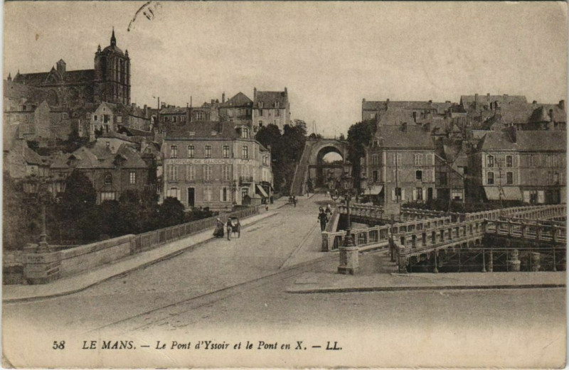Carte postale ancienne Le Mans Le Pont d'Yssoir au Mans