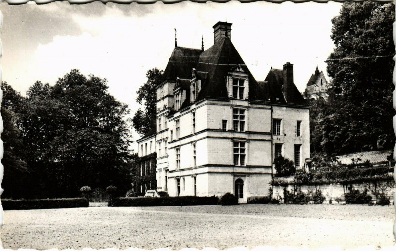 Carte postale ancienne Les Environs de La Chartre-sur-le-Loir à La Chartre-sur-le-Loir