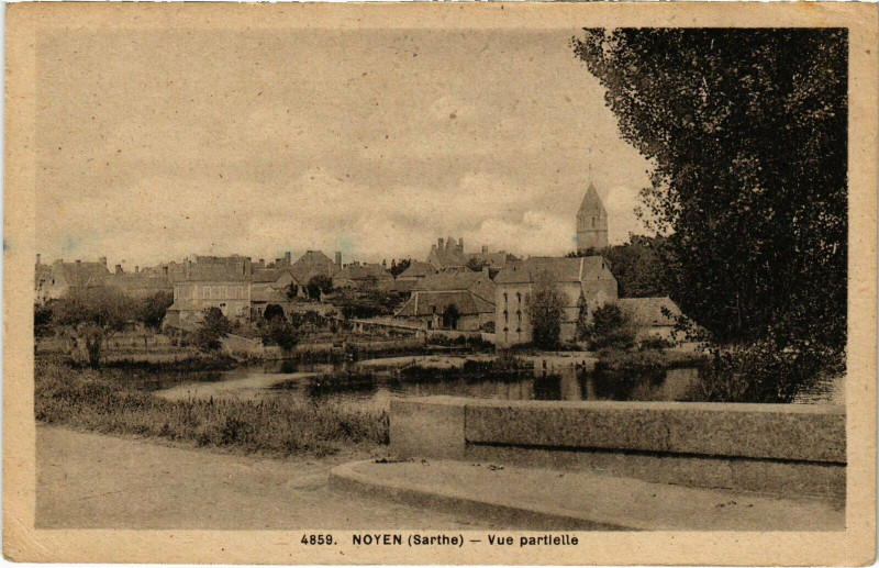 Carte postale ancienne Noyen - Vue partielle