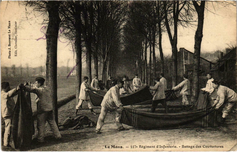 Carte postale ancienne Militaire - Le Mans - 117e Regiment d'Infanterie au Mans