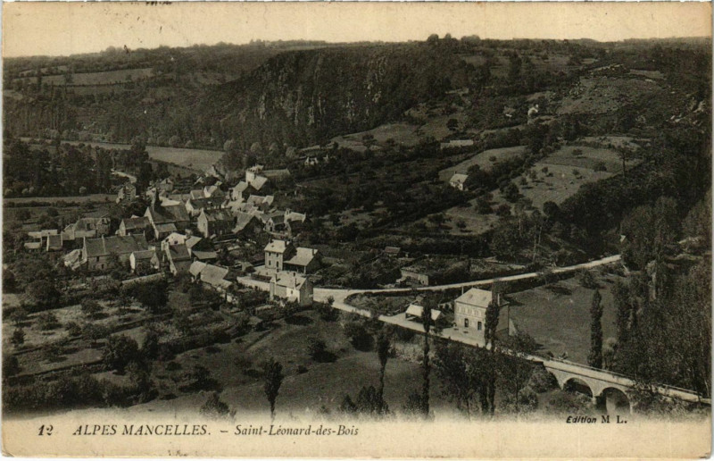 Carte postale ancienne Alpes Mancelles-St.Léonard des Bois