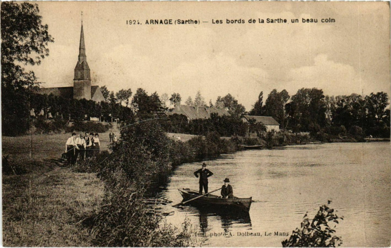 Carte postale ancienne Arnage Les bords de la Sarthe à Arnage
