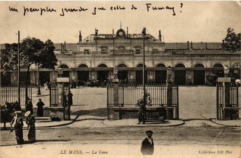 Carte postale ancienne Le Mans - La Gare au Mans