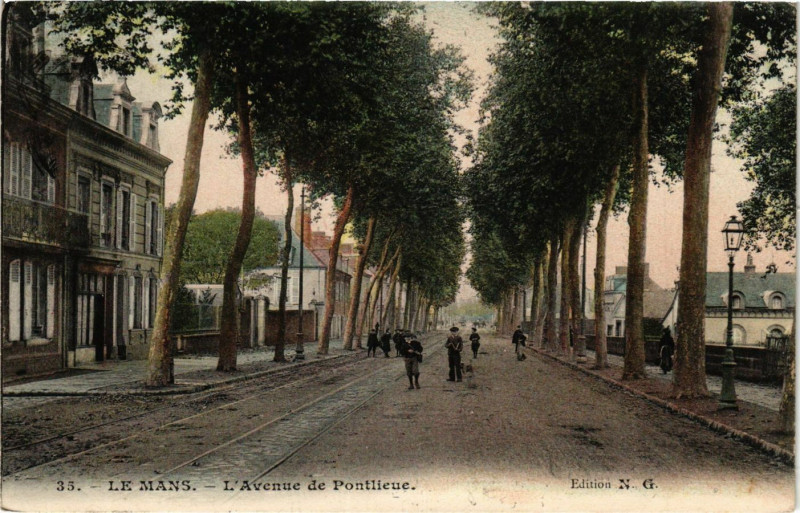 Carte postale ancienne Le Mans - L'Avenue de PONTLIEUe au Mans
