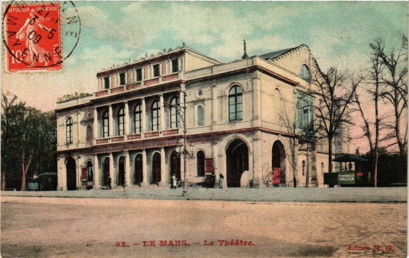 Carte postale ancienne Le Mans - Le Theatre au Mans