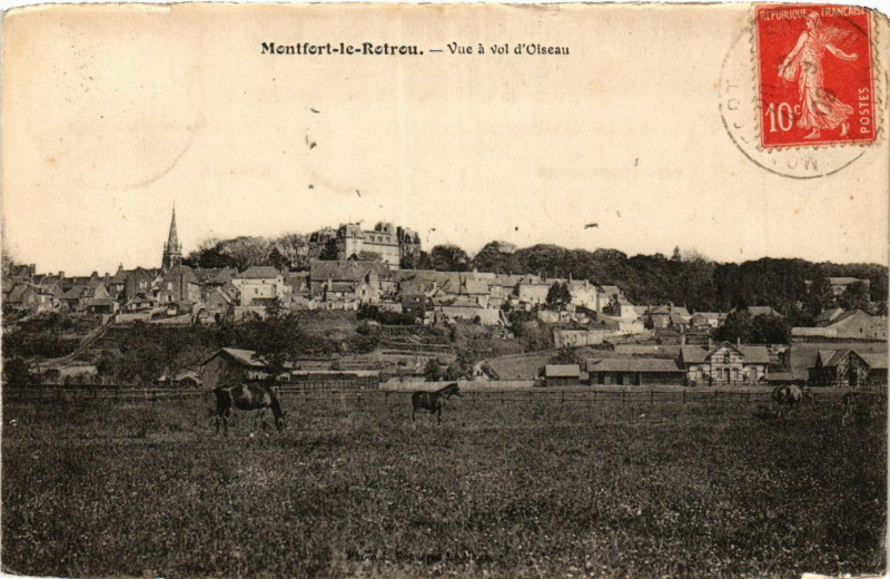 Carte postale ancienne Montfort-le-Rotrou - Vue a vol d'Oiseau