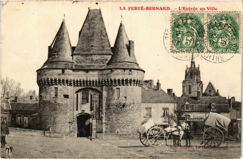 Carte postale ancienne La Ferte-Bernard - L'Entrée en Ville à La Ferté-Bernard