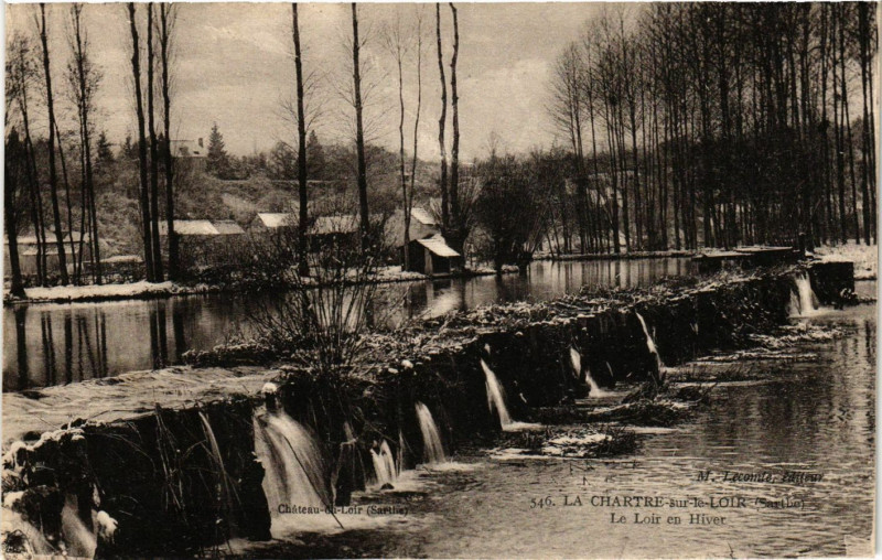 Carte postale ancienne La Chartre-sur-le-Loir Le Loir en Hiver à La Chartre-sur-le-Loir