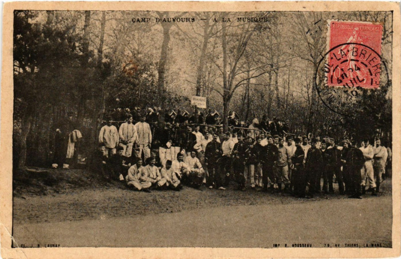 Carte postale ancienne Camp D'Auvours - A la Musique