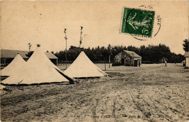Carte postale ancienne Camp d'Auvours - Poste de Police