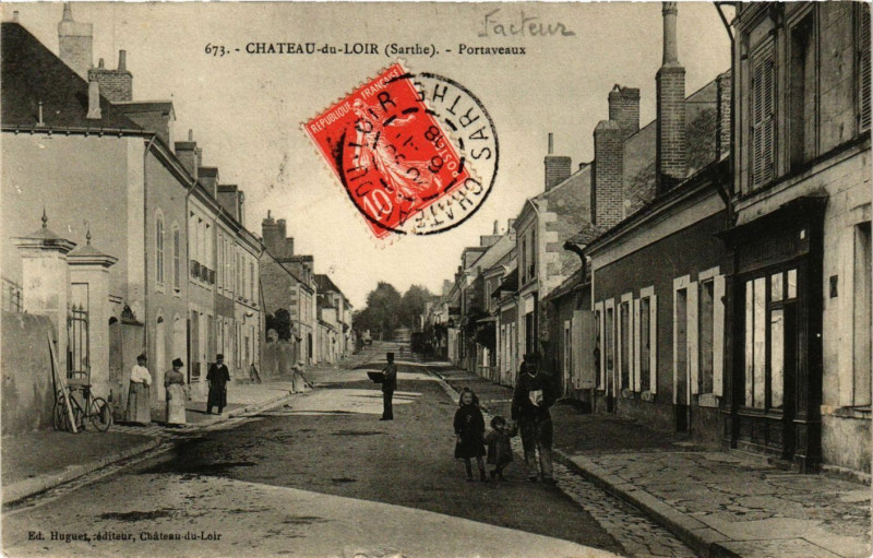 Carte postale ancienne Chateau-du-Loir - Portaveaux